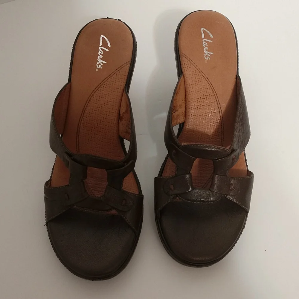 Clark's Brown Leather Wedges sz 8